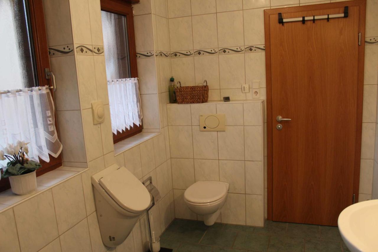 Ferienwohnung Meyer, 35176 Schwerinsdorf Ngoại thất bức ảnh
