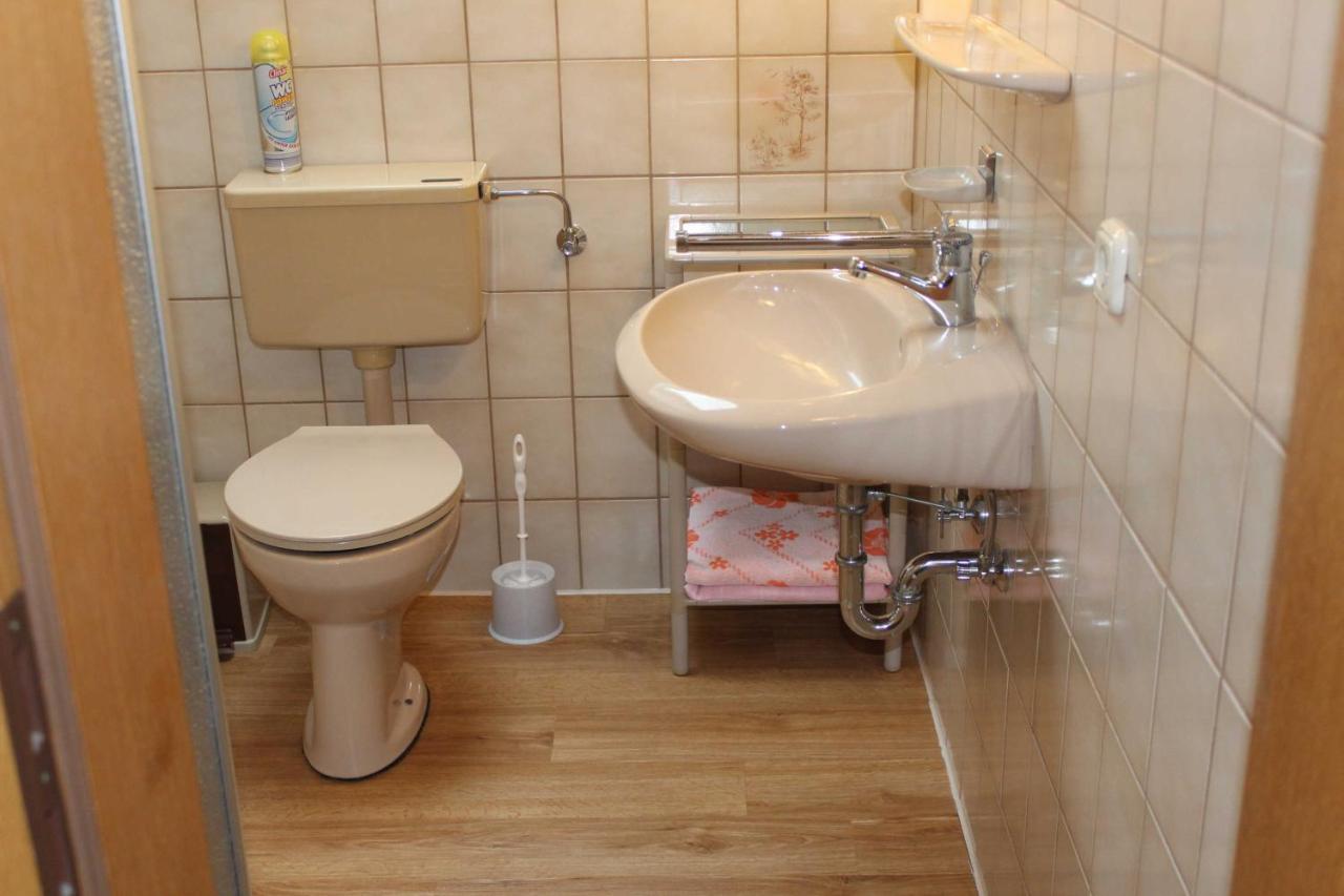Ferienwohnung Meyer, 35176 Schwerinsdorf Ngoại thất bức ảnh