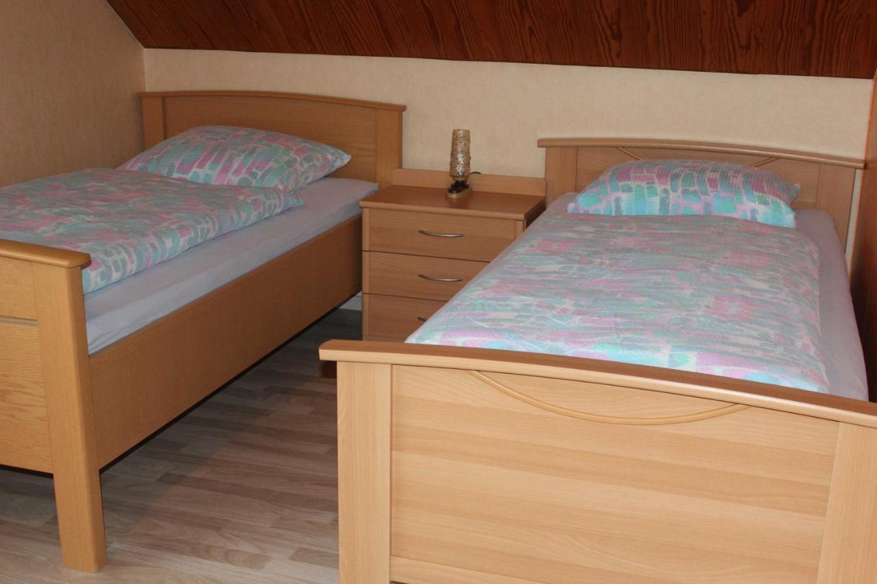 Ferienwohnung Meyer, 35176 Schwerinsdorf Ngoại thất bức ảnh