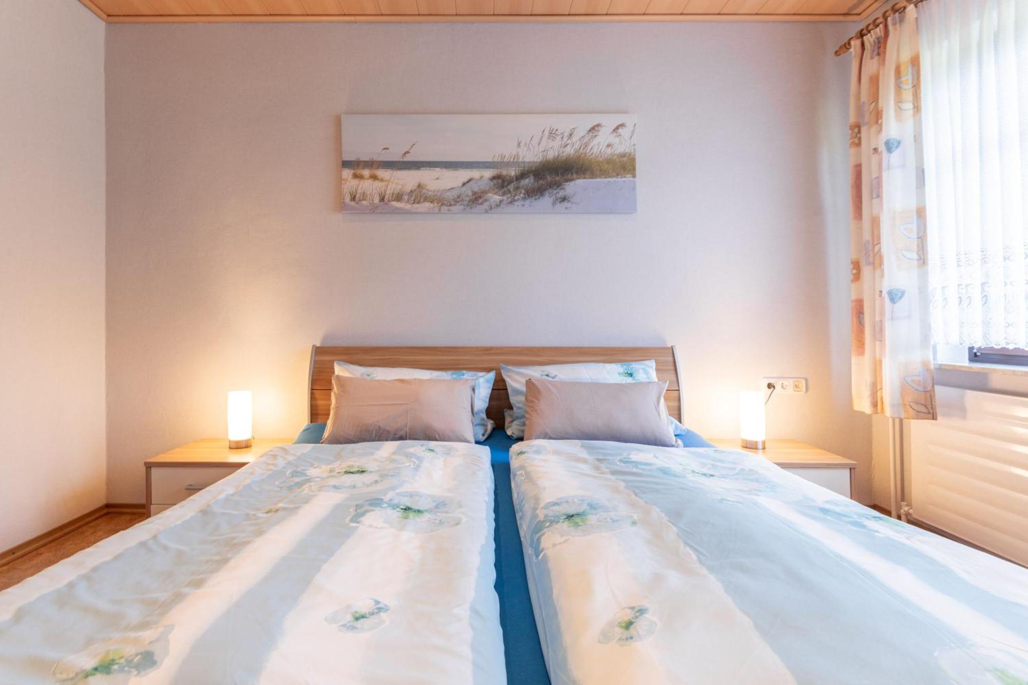 Ferienwohnung Meyer, 35176 Schwerinsdorf Ngoại thất bức ảnh